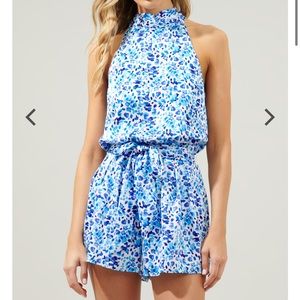 NWT Sugarlips blue leopard romper size large